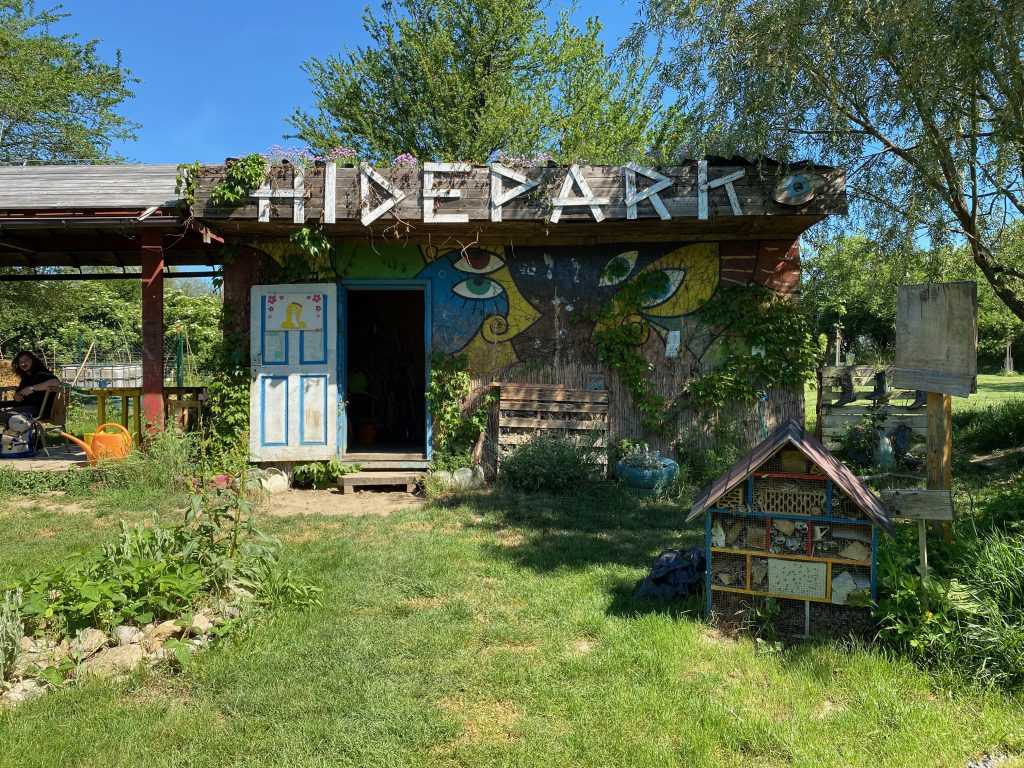 The first structure realised to support gardening, a wooden hut nicely decorated